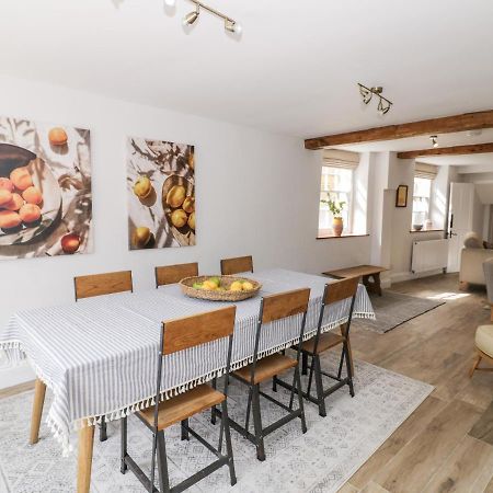 Ashton House Villa Moreton-in-Marsh Bagian luar foto